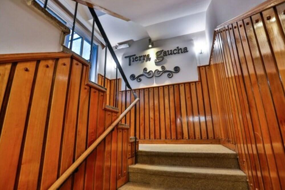 Hotel By Tierra Gaucha *